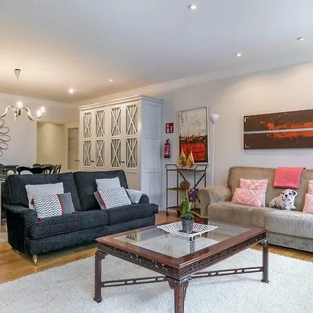 Gran Via 1.2 By Forever 아파트 빌바오